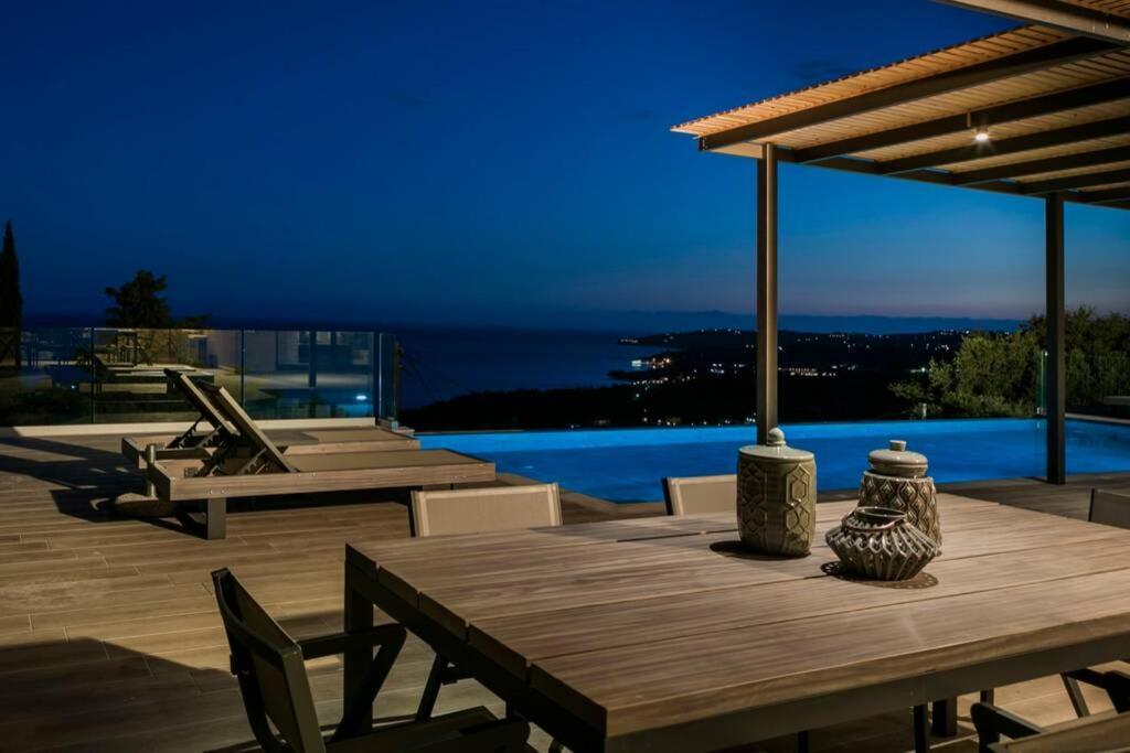 Color Villas-New Villa Green At Trapezaki With Private Pool Mousata Exterior photo